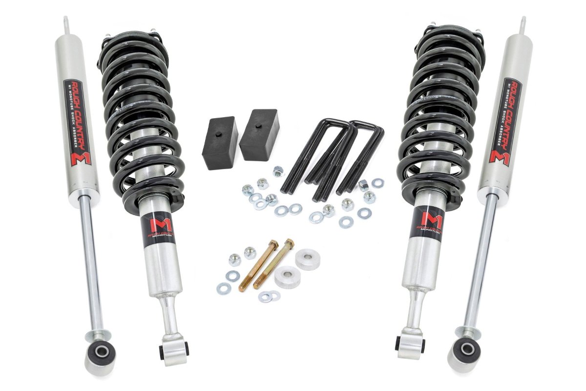 Toyota Tacoma Suspension Lift Kit - Rough Country - 3 Inch Lift Kit | M1 Struts/M1 - '05-'23